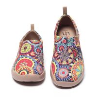 UIN Blossom Women's Fashion Tribe Art Sneaker Painted Canvas Slip-On Ladies Travel Shoes