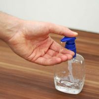 2020 Factory Wholesale High Efficiency Bacteriostatic Hand Sanitizer Lovely Disposable Hand Spray Sanitizer