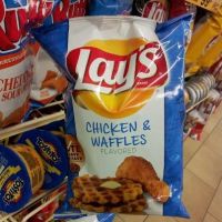 Lays Chicken and Waffles Chips 