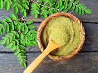 moringa powder 