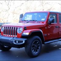 2020 Jeep Gladiator Overland 4X4 Crew Cab