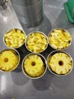 Canned pineapple