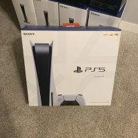 Lastest PS5 Consoles with 2 controller + 10 Games