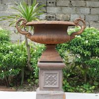 Cast iron Urn pla...