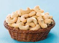 Raw and Processed Cashew Nuts