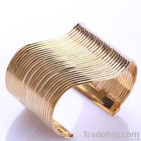 fashion Cool Wide gold Plated Claw wave Cuff Bracelet