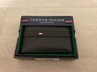 TommyHilfiger Wallets