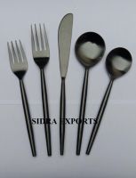 GILLI FLATWARE