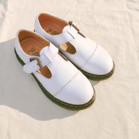 Made-in Vietnam women leather flat shoes with comfortable, soft, fashionable styles