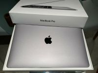 Apple MacBook Laptops