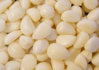 Sell garlic cloves in brine