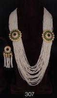White layered necklace sets