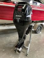 Used Suzuki 60HP 4-Stroke Outboard Motor Engine Motor is in excellent