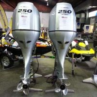 Used Honda 250HP 4-Stroke Outboard Motor Engine Motor is in excellent