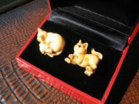 Three Cats Woolly Mammoth Ivory Trusk with 925 Silver Cufflinks