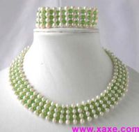 Handmade White Pearl Green Crystal Necklace Set