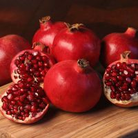 Quality and Sell Fresh Pomegranates