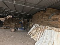 Acacia, Eucalyptus, Pine Wood veneer - Dimensions 1270x640x(1.7-2.0)mm and 970x640x(1.7-2.0mm) Humidity 12%-18%
