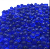 dry silica gel desiccant blue color indicating 2-4mm silica gel beads