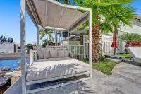 Gorgeous Modern 3 Bedroom 3 Full Bathrooms On Intercoastal With Boat Dock