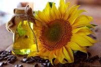 Non-GMO crude sunflower oil for natural and organic needs
