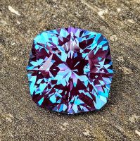 Natural Alexandrite gemstones available for bulk purchase
