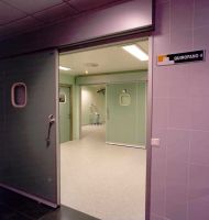 Cleanroom sliding door