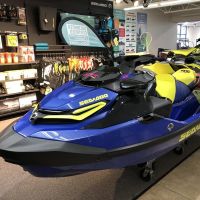 Hot Sale 1300CC three-person wave boat jet ski motorboat from Isure marine