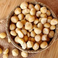 Selling  Premium Grade Raw Organic Macadamia Nuts. 