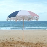 Hot-selling Colorful Print Tassel Umbrella,Wooden Pole Garden Parsol Umbrella With Tassels Beach Umbrella