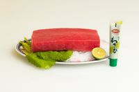 YELLOWFIN TUNA SAKU CO TREATED