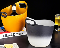 Stainless steel ice bucket for beerÃ¯Â¼ï¿½Portable Ice Bucket for BeerÃ¯Â¼ï¿½Easy - to - Clean Ice Bucket