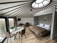 Frame yurt with g...