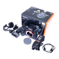 Sony Alpha 7 Iv Full-frame Mirrorless Interchangeable Lens Camera With 28-70mm Zoom Lens Kit