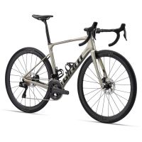 2024 Giant Defy Advanced SL 1 Road Bike ( PIENARBIKESHOP )