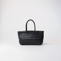 https://fr.tradekey.com/product_view/Discover-The-Charm-Of-Handcrafted-Black-Woven-Leather-Bags-By-Stysion-10287261.html