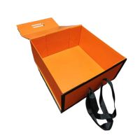 One-piece foldable high-end gift box