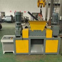 Plastic shredding machines