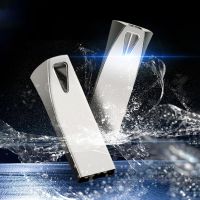 32 GB USB Flash Drive