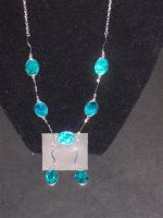 Paua and alloy necklace and earring set