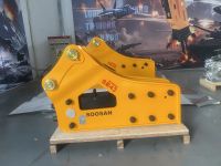SOOSAN HYDRAULIC BREAKER SB131 SIDE TYPE HYDRAULIC BREAKER LARGE SCALE EXCAVATOR ATTACHMENT HOSES TOOL BOC CHISELS SEAL KIT