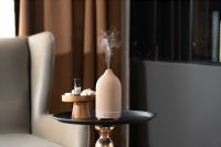 Elegant Home Style Design With Ceramic Material, Relieves Stress And Anxiety, Freshens Air Aromatizes Room