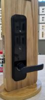 Smart grip - type lock