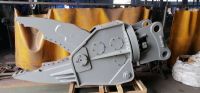 Single - action hydraulic car dismantling pliers.