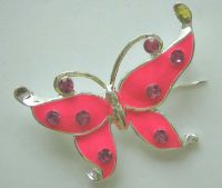 fashion brooch special for noble women with butterfly design