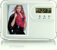 photo frame with clock
