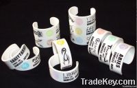 https://jp.tradekey.com/product_view/Acrylic-Bracelet-1887814.html