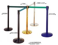 queue stanchions