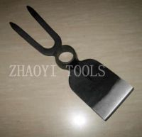 https://www.tradekey.com/product_view/30020105-Forging-Garden-Weeding-Fork-Hoe-8489914.html