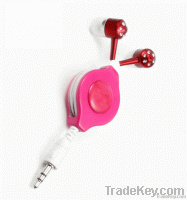 Earphones with retractable cord